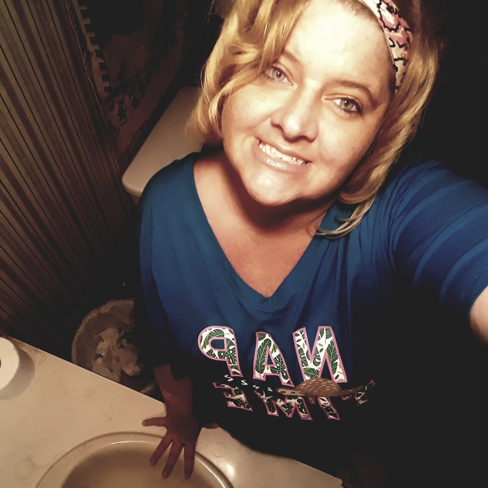 Meet your Posher, Joanie